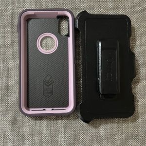 Purple OtterBox iphoneX phone case with clip guard